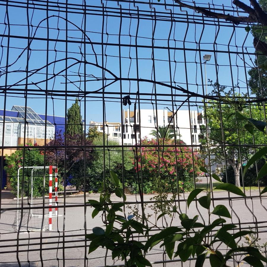 セット+ Jardin Au Calme Avec Bbq + Cellier + Garageアパートメント エクステリア 写真